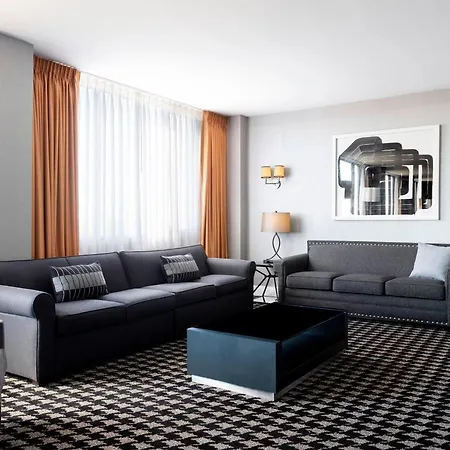 Le Meridien 4* Charlotte