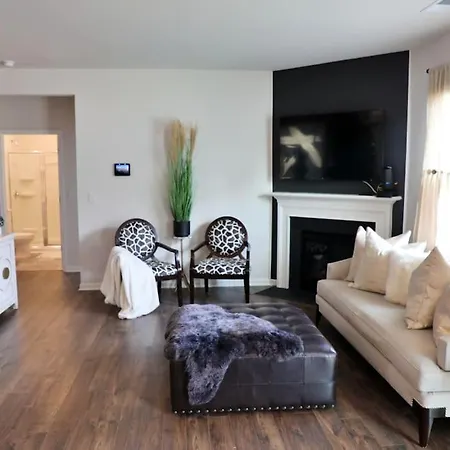 Sweet 5 Bedroom 3 Bath Holiday home *