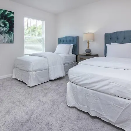 Holiday home Sweet 5 Bedroom 3 Bath