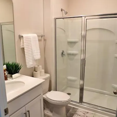 Sweet 5 Bedroom 3 Bath Charlotte