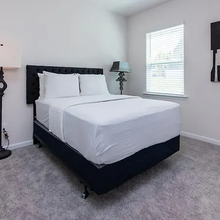 Sweet 5 Bedroom 3 Bath Holiday home