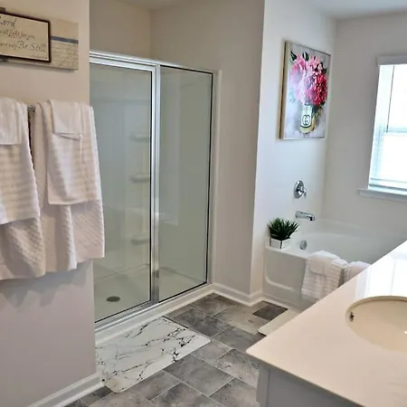 Sweet 5 Bedroom 3 Bath Holiday home