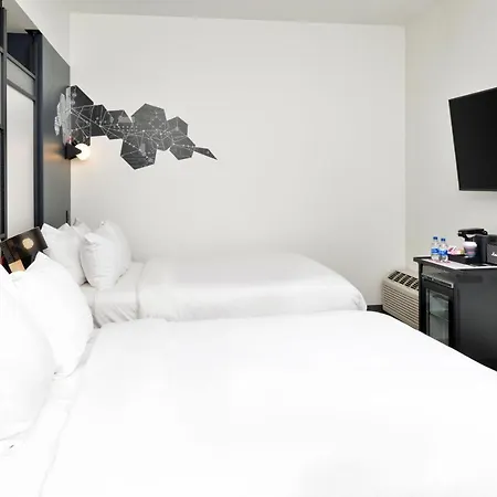 Aloft By Marriott Airport 3*