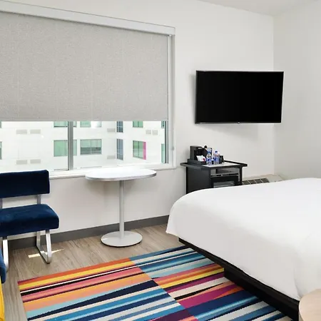 Aloft By Marriott Airport Hotel 3*
