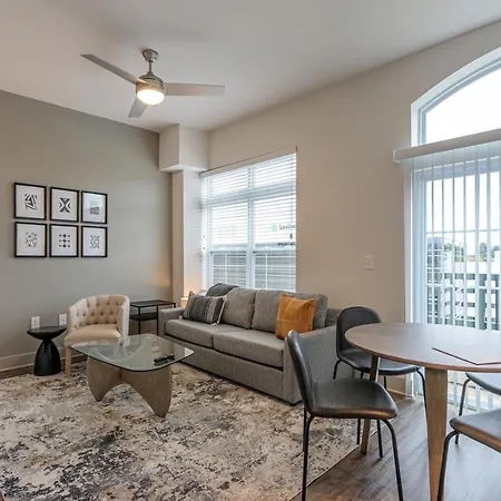 Modern In Prime Location Id3677 Apartment *