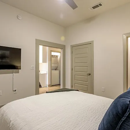 Apartment Modern In Prime Location Id3676 *