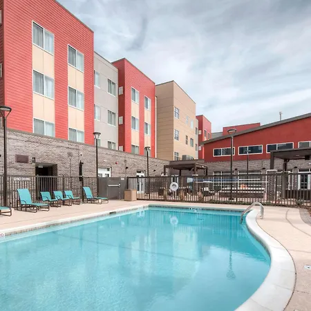 Fairfield & By Marriott Airport