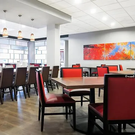 Fairfield & By Marriott Uptown 3* Charlotte