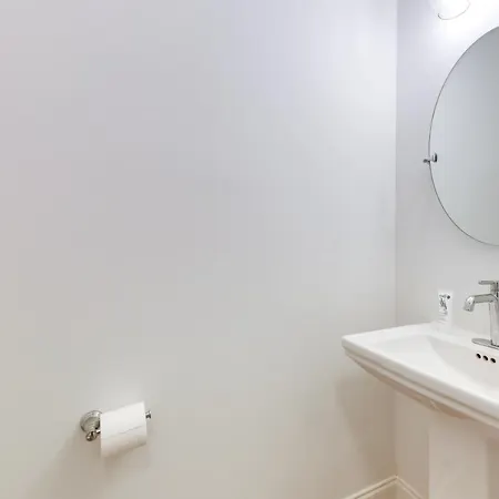 Getaway With Yard - 3 Mi To Uptown! Charlotte