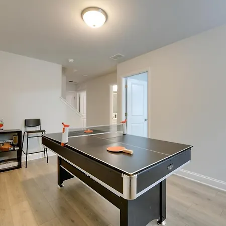 Spacious Vacation Near Uptown! * Charlotte