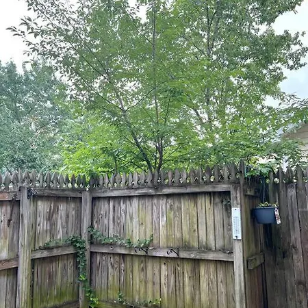 2bd 2.5ba Game Townhome In Holiday home *