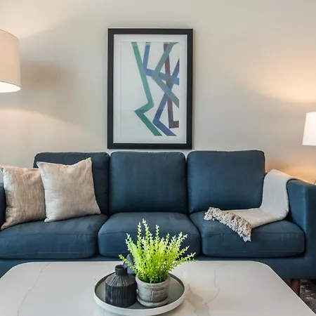 Apartment Modern In Prime Location Id3589x29 Charlotte