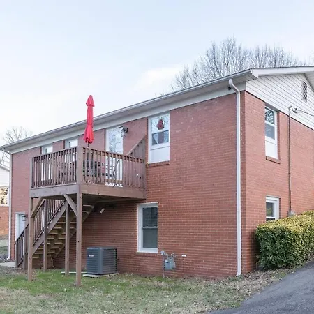 Quiet Getaway Near Uptown/noda & Free Parking * Charlotte