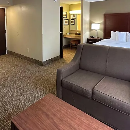Hotel By Ihg Charlotte