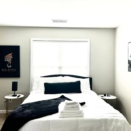 Holiday home 2bd 2.5ba Game Townhome In *