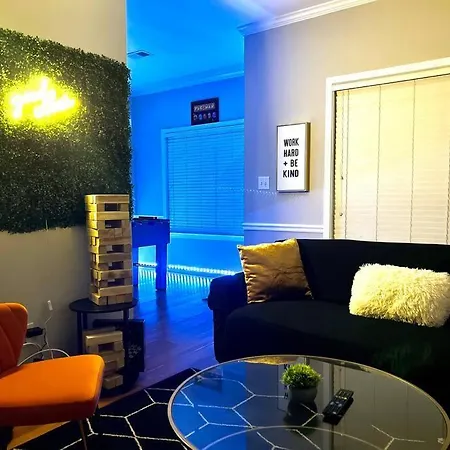 Holiday home 2bd 2.5ba Game Townhome In Charlotte
