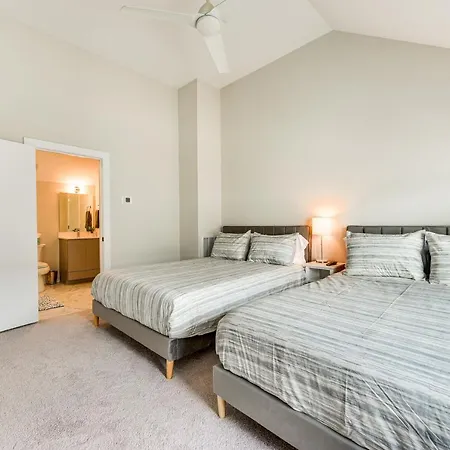 Modern + Stylish Condo: 5 Mi To Downtown Holiday home *