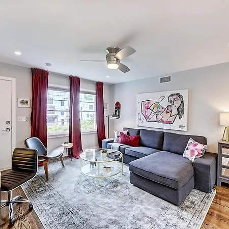 Apartment The Collection Clt: 510 Queens - 6 Units