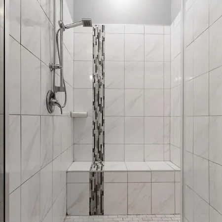 Apartment Modern In Prime Location Id2345x50 *