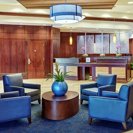 Doubletree By Hilton Uptown Hotel