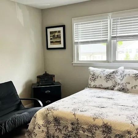 Cozy 2 Bdr Townhome Plaza Midwood - 10 Min To Uptown Apartment *