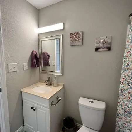 Cozy 2 Bdr Townhome Plaza Midwood - 10 Min To Uptown Apartment