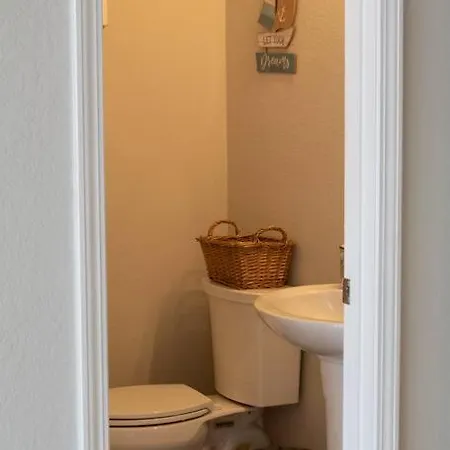 2 Bdr Townhome Plaza Midwood - 10 Min To Uptown Apartment