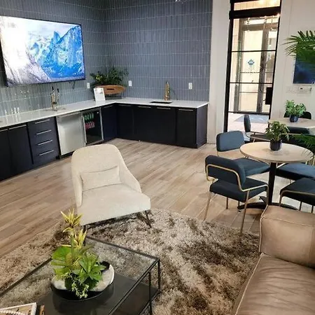 South Charlotte's Cozy & Modern