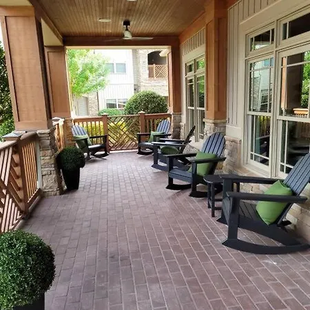 Apartment South Charlotte's Cozy & Modern