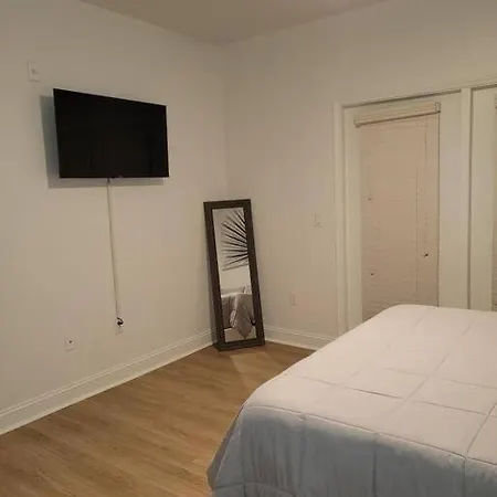 Apartment South Charlotte's Cozy & Modern *