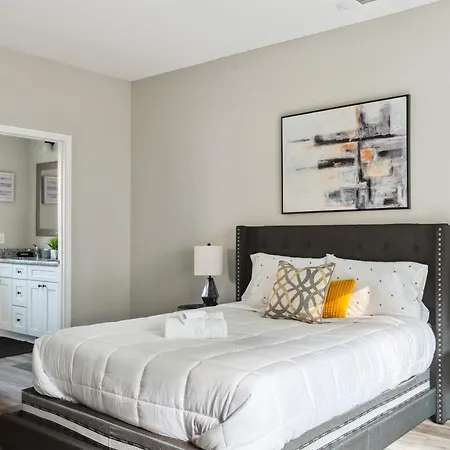 Holiday home Serenity 12min From Uptown & Spectrum Ctr