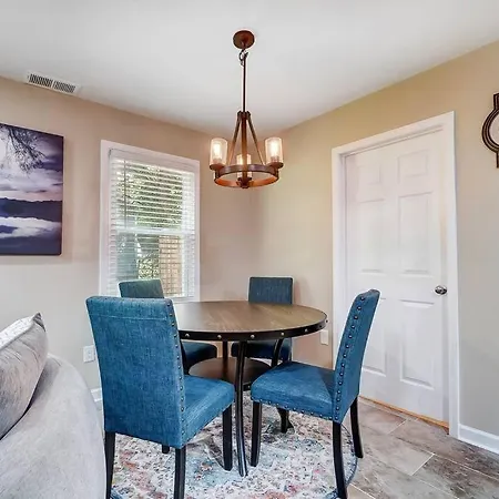 Tranquil Retreat In * Charlotte