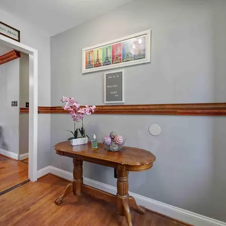 Holiday home Cozy Ranch Hideaway 10 Min Clt Uptown W/ev Charger Charlotte