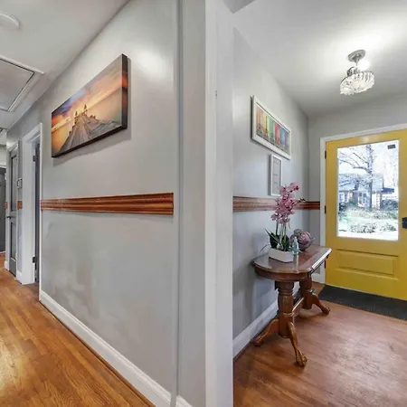 Holiday home Cozy Ranch Hideaway 10 Min Clt Uptown W/ev Charger