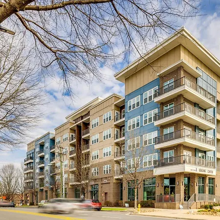 Apartment Premium And At Midtown 205 In *