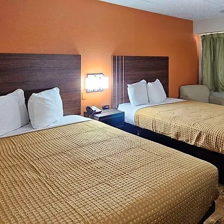 Econo Airport Hotel *