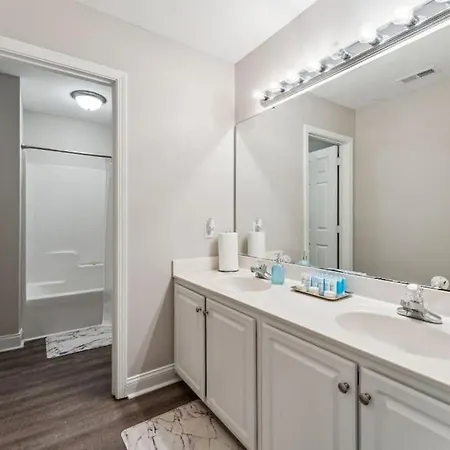 Your Away From - 5 Brs-7 Beds, 3 Baths