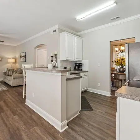 Holiday home Your Away From - 5 Brs-7 Beds, 3 Baths