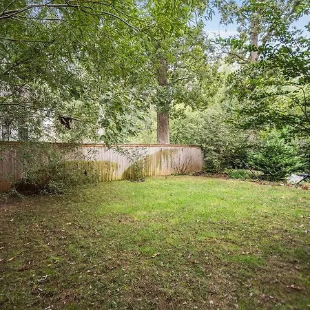 Holiday home Single Story Fully Fenced Pet Friendly In The Arts District