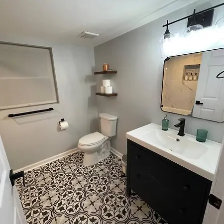 5br/2bath Charlotte