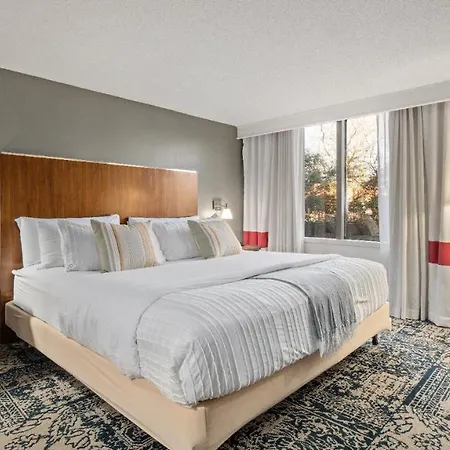 315 Loso Airport Aparthotel Charlotte