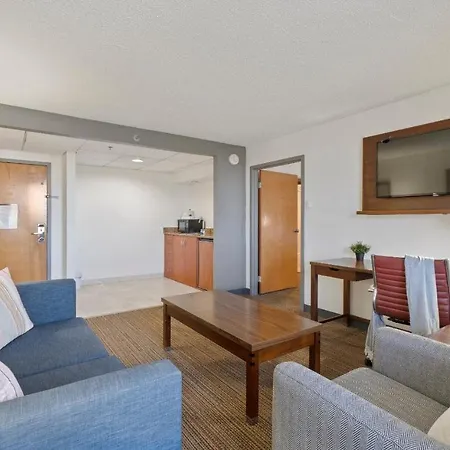 315 Loso Airport Aparthotel