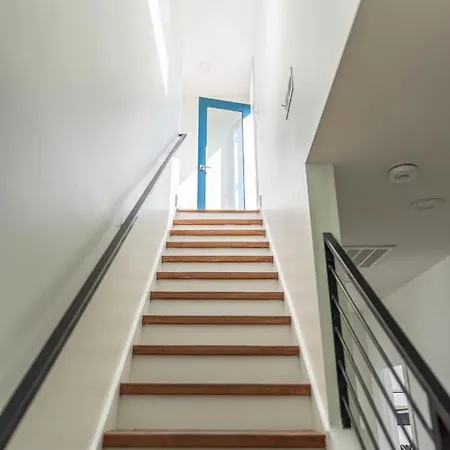 4story Luxury W/rooftop View, Hot Tub & Grill Holiday home *