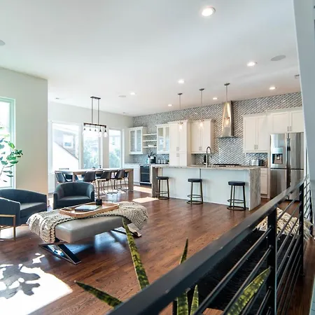 4story Luxury W/rooftop View, Hot Tub & Grill *