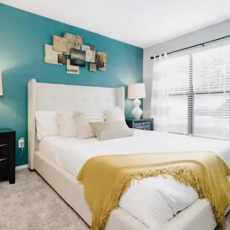 Beautiful 2 Bedroom 2 Bathroom In Heart Of * Charlotte