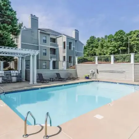 Apartment Beautiful 2 Bedroom 2 Bathroom In Heart Of