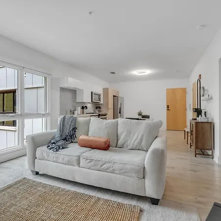 Chic 1-bed In Vibrant Optimist Park Apts Apartment *