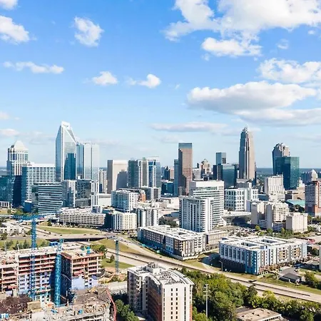 Charming 1br - Full Kitchen - Uptown Living Apartment Charlotte