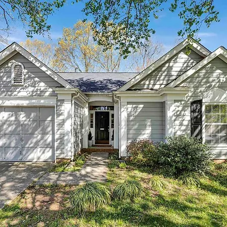 Hotel 3br 2bath Home-near Airport-carowinds-lake Wylie Charlotte