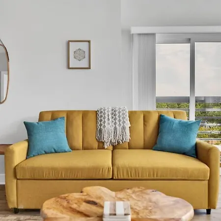 Apartment Organic Modern ~ King Bed ~ In Plaza Midwood